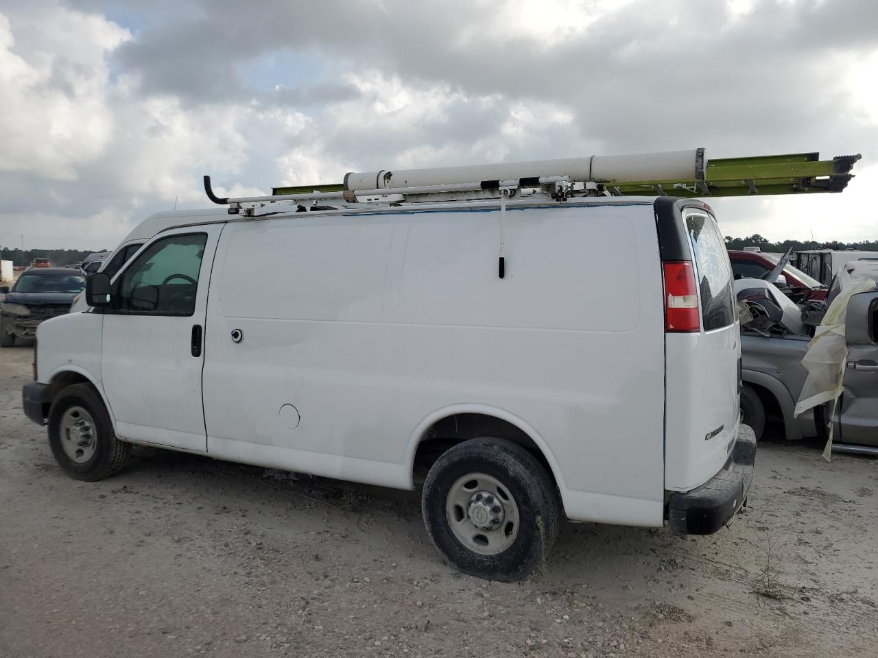 1GCWGFCA1D1903223 2013 Chevrolet Express G2500