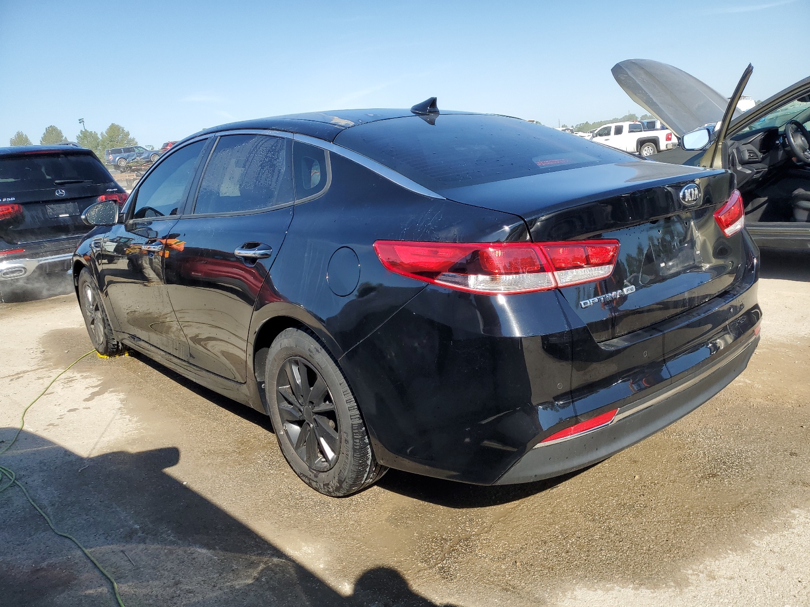 2018 Kia Optima Lx vin: 5XXGT4L38JG227584