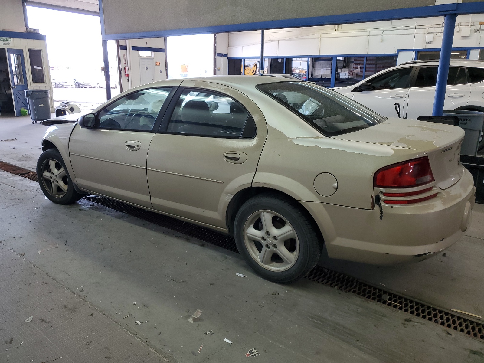 1B3EL46X26N174710 2006 Dodge Stratus Sxt
