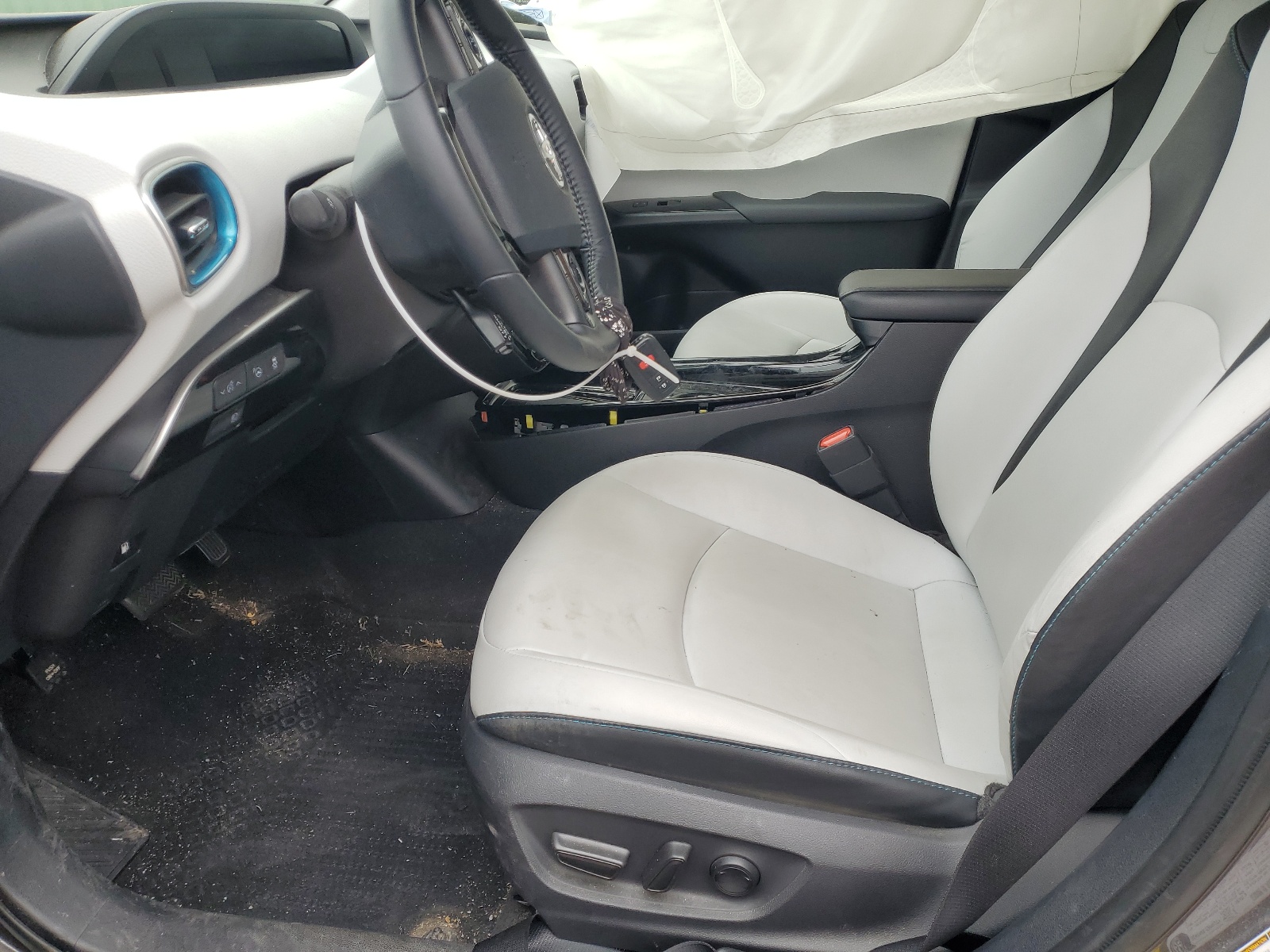 JTDKAMFU5M3147636 2021 Toyota Prius Special Edition