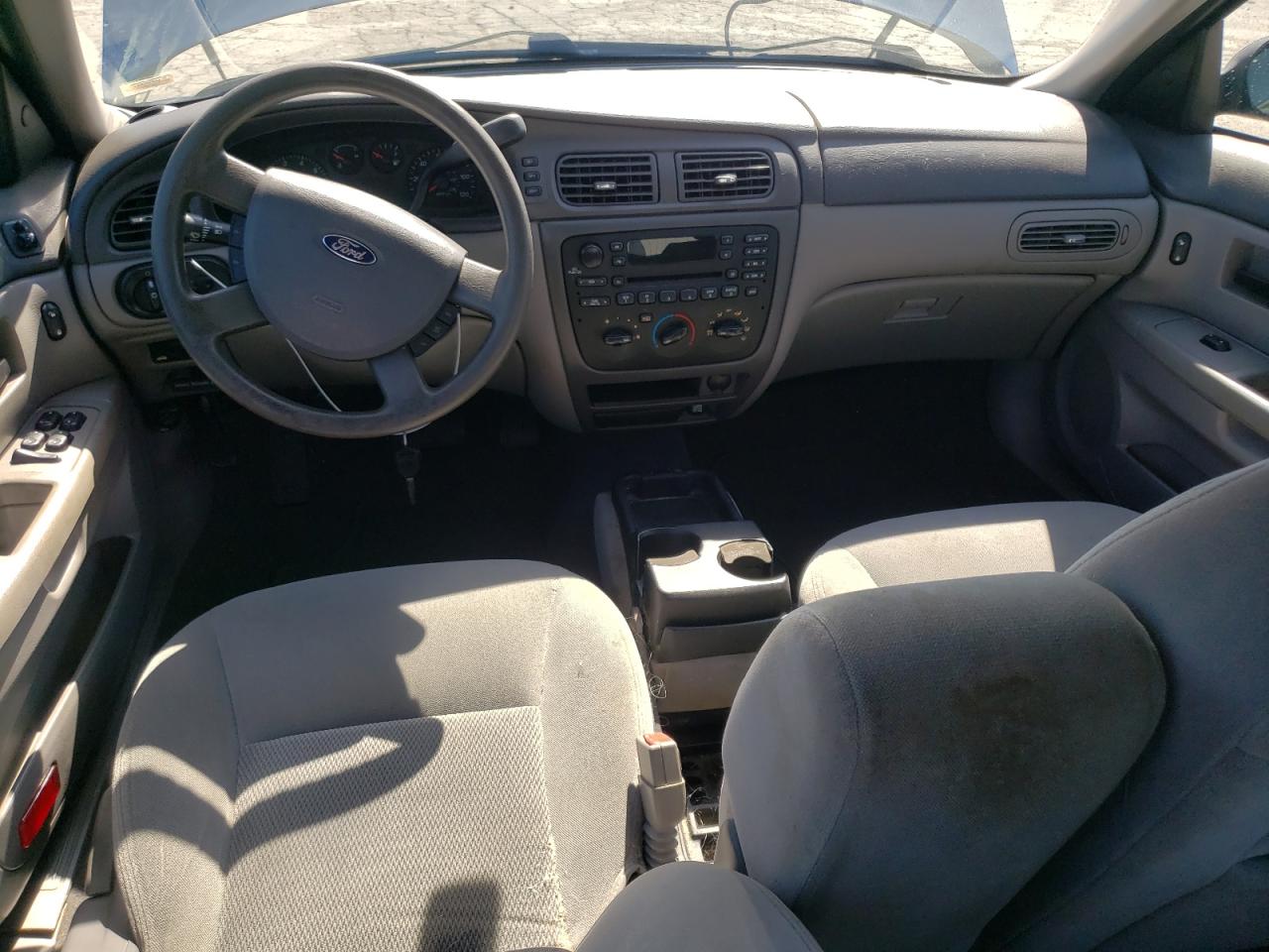 2004 Ford Taurus Se VIN: 1FAFP53U94A136148 Lot: 60248984