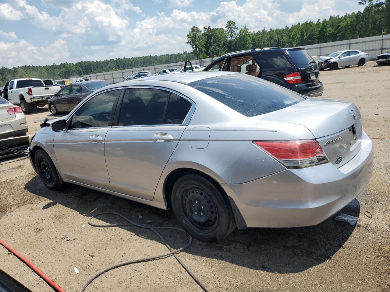 2010 Honda Accord - Image 2