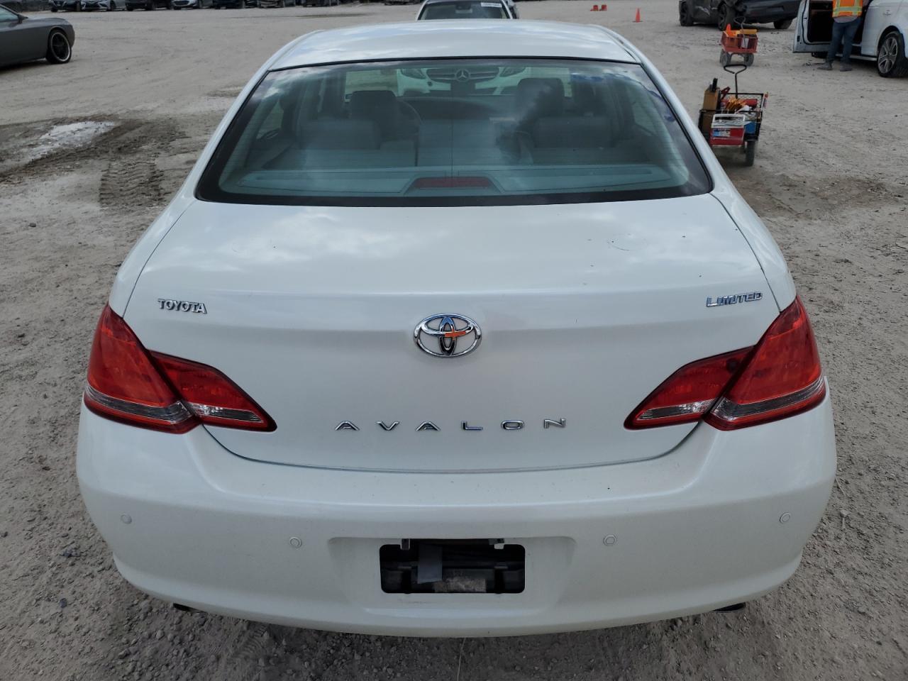 2006 Toyota Avalon Xl VIN: 4T1BK36BX6U136176 Lot: 60860614