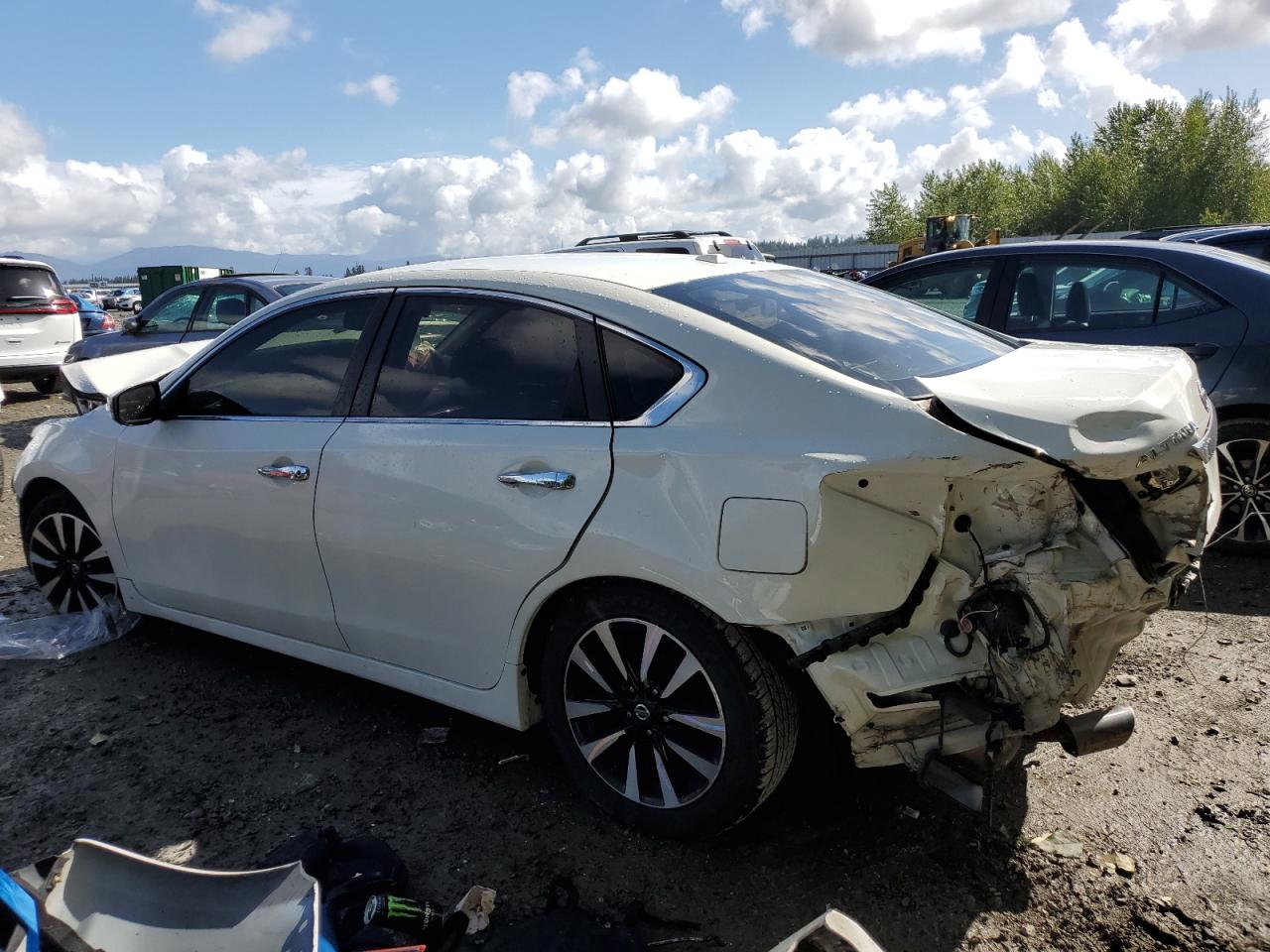 1N4AL3AP2JC283905 2018 NISSAN ALTIMA - Image 2