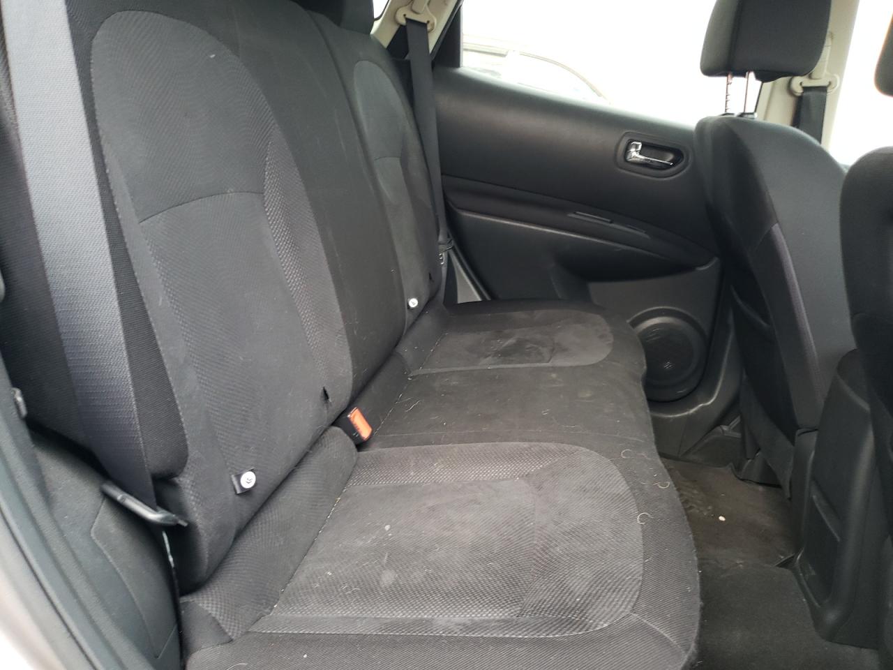 2015 Nissan Rogue Select S VIN: JN8AS5MV6FW768318 Lot: 62928424