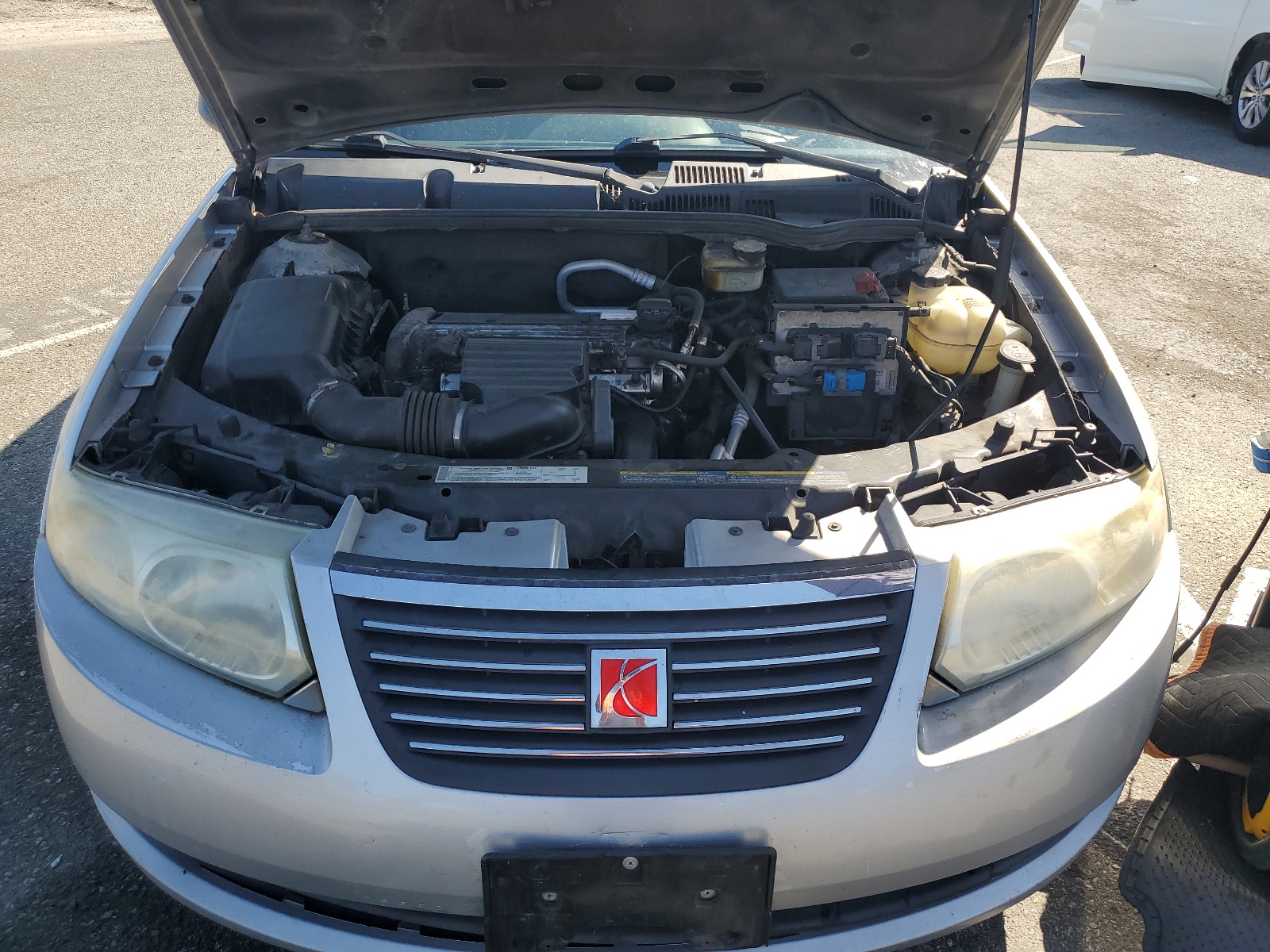 1G8AJ52F15Z122296 2005 Saturn Ion Level 2