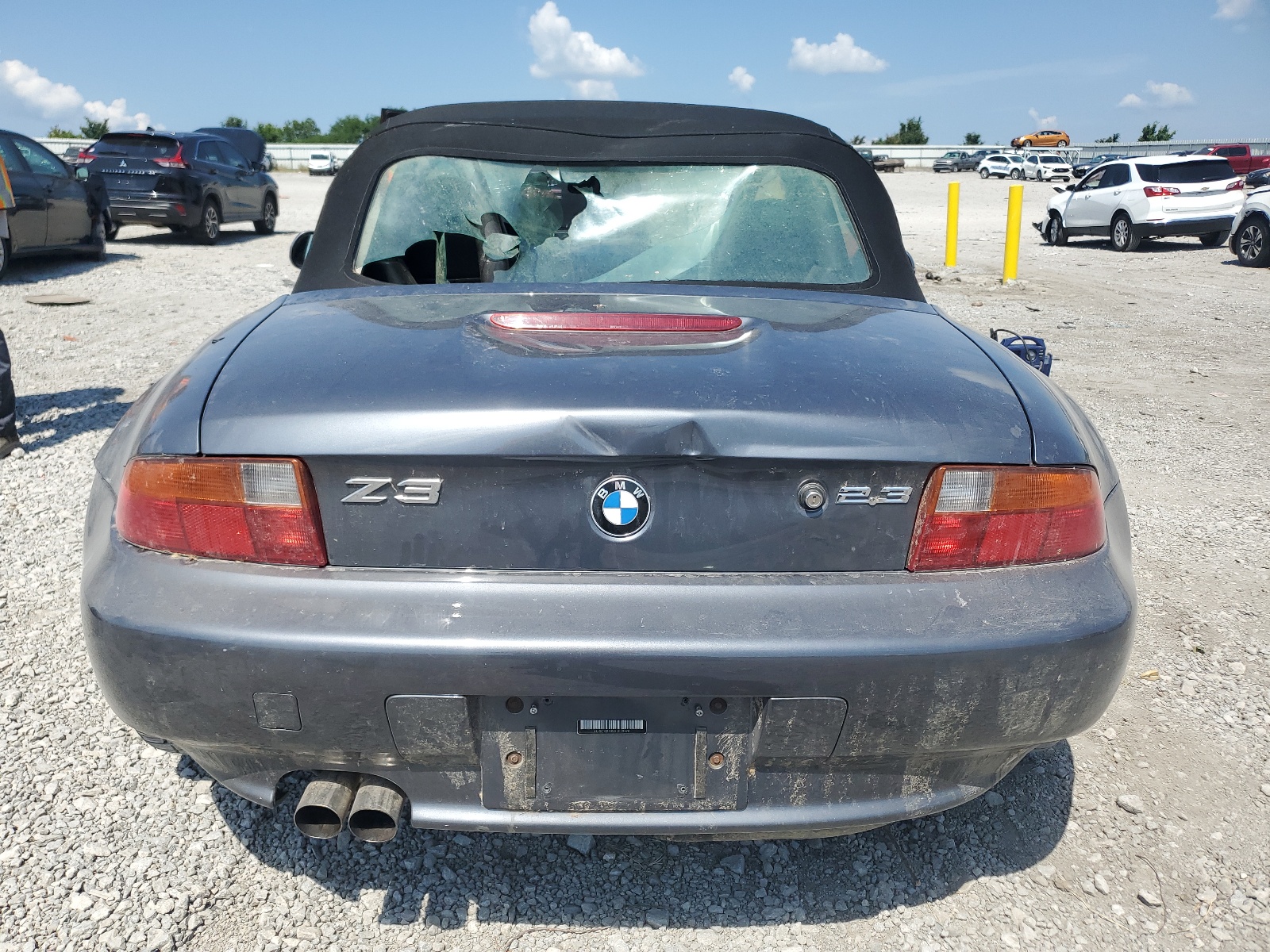 4USCH9335XLF79220 1999 BMW Z3 2.3