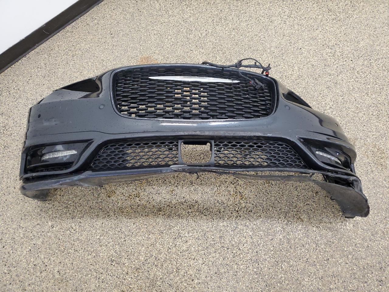 2018 Chrysler 300 S VIN: 2C3CCABG4JH296081 Lot: 57003414