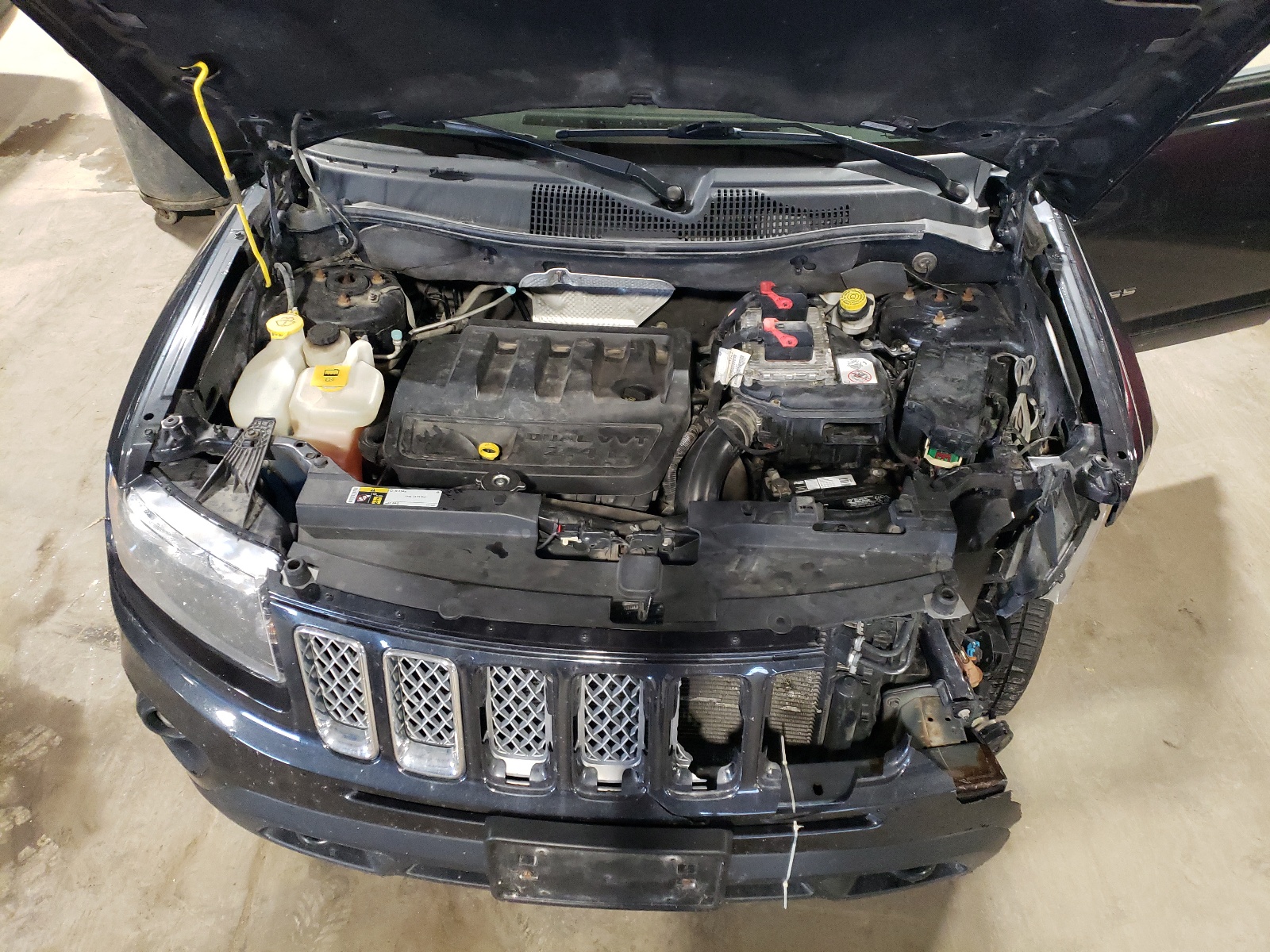 1C4NJDEB4FD202300 2015 Jeep Compass Latitude