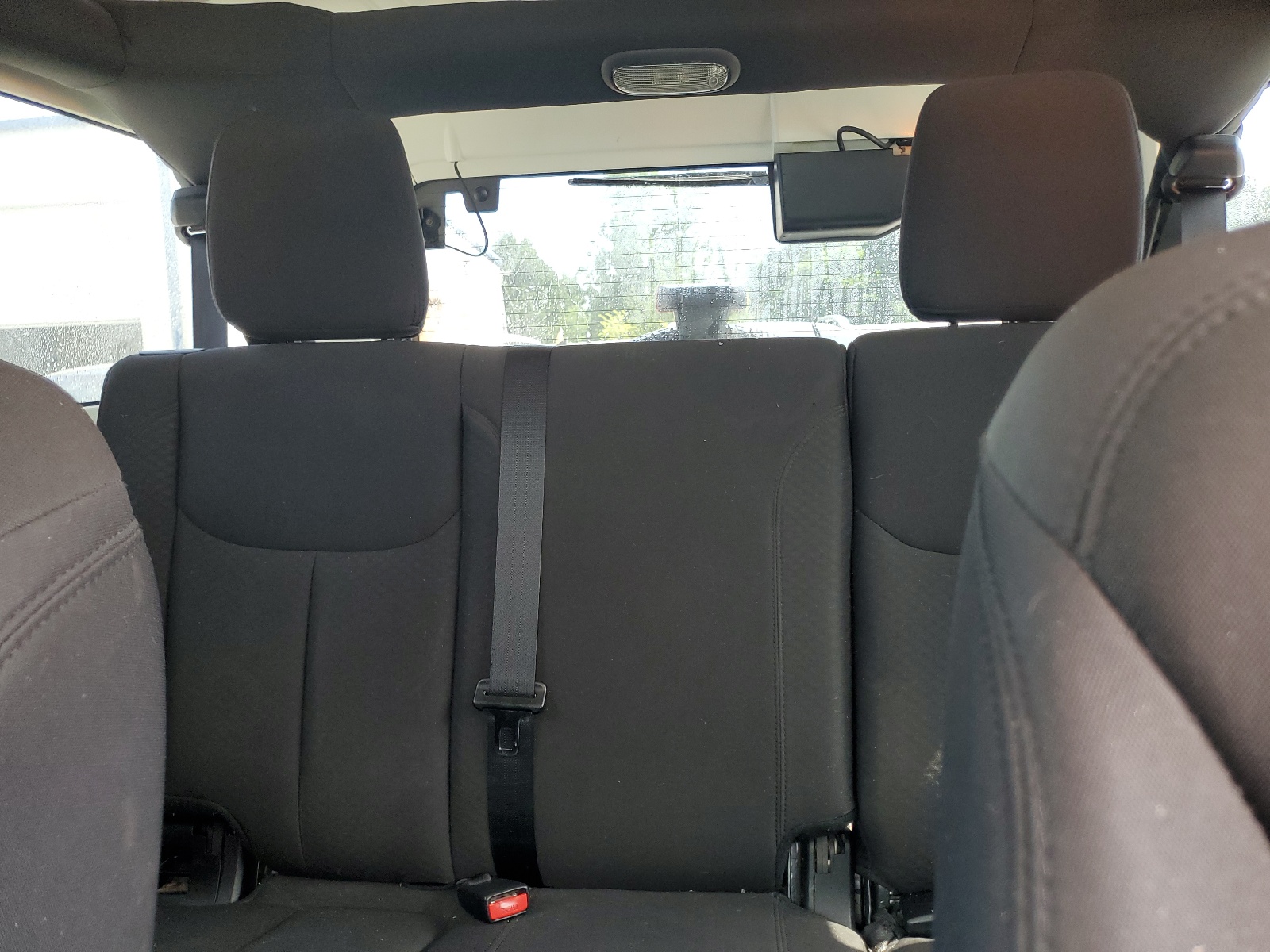 1C4BJWDG8GL203064 2016 Jeep Wrangler Unlimited Sport