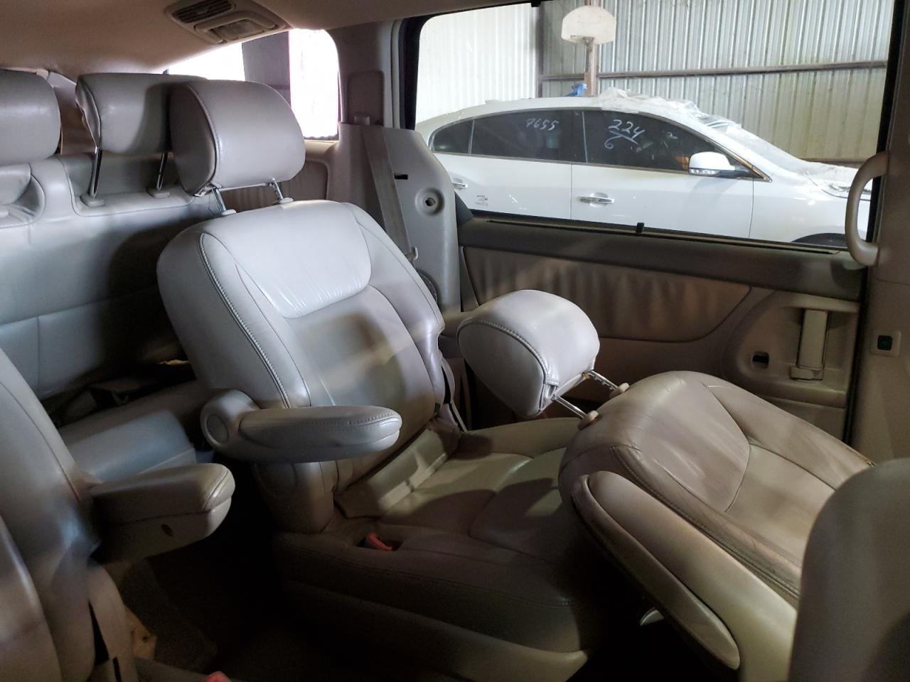 2004 Toyota Sienna Xle VIN: 5TDZA22C64S213190 Lot: 57447224