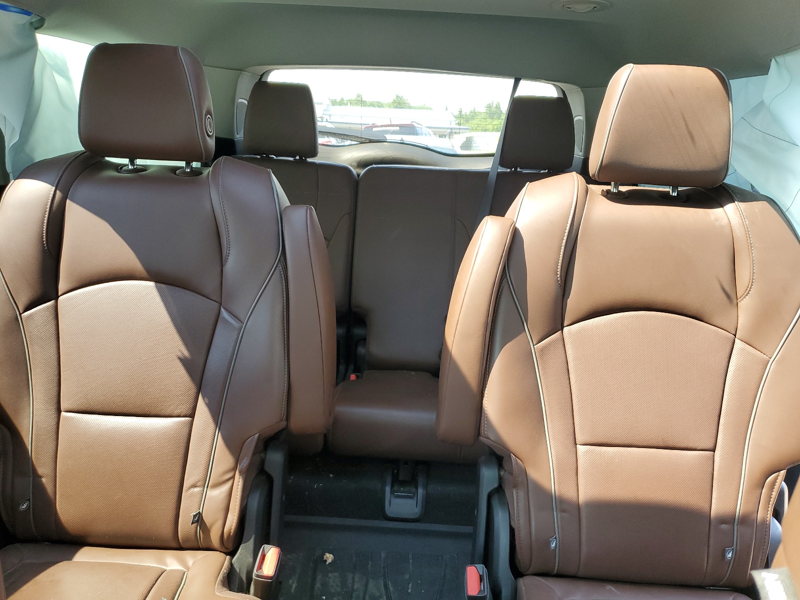 5GAEVCKW7JJ173683 2018 Buick Enclave Avenir