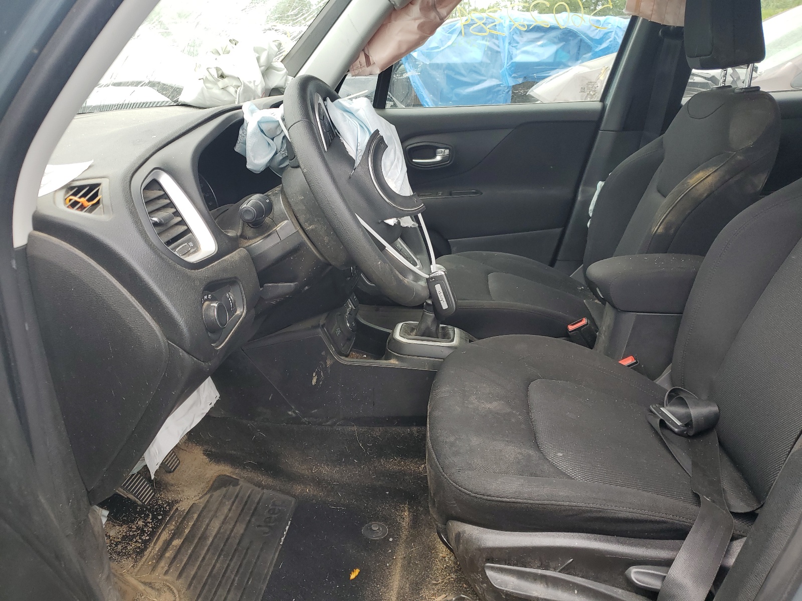 ZACCJBAH2JPH43989 2018 Jeep Renegade Sport