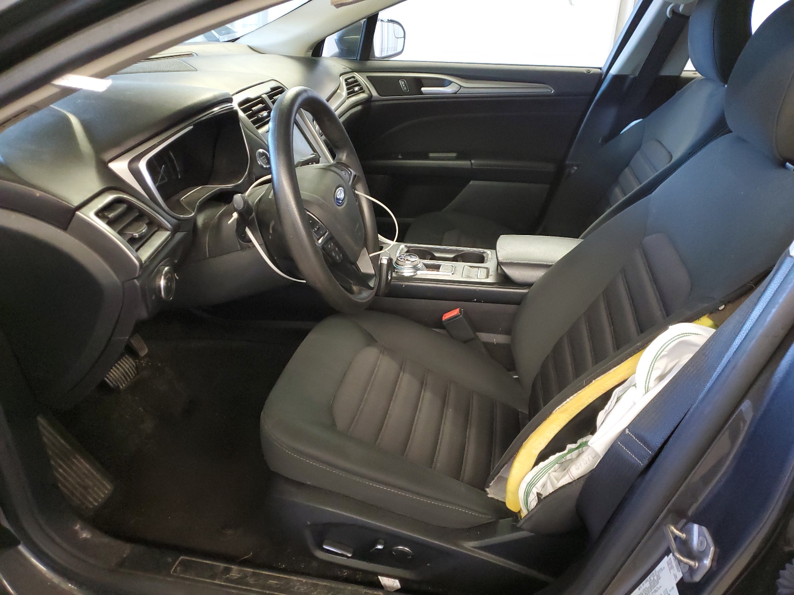 3FA6P0H72HR159921 2017 Ford Fusion Se