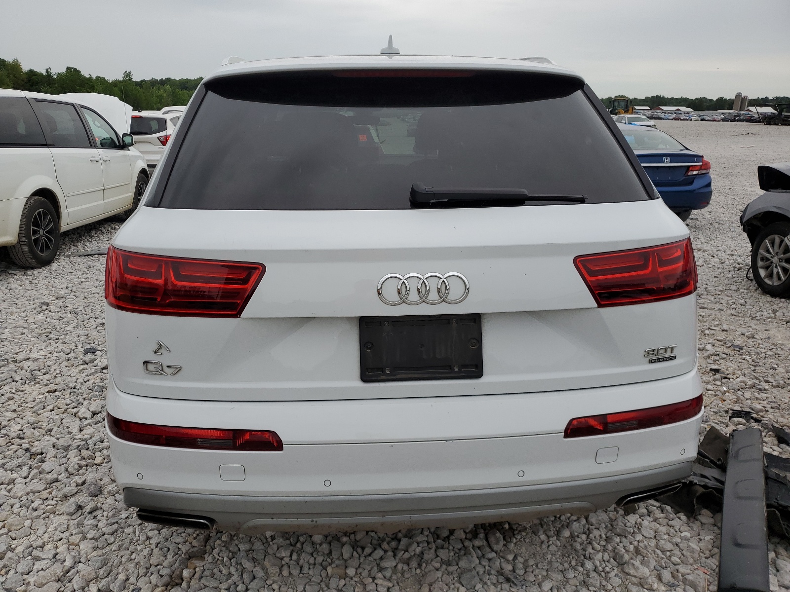 WA1LAAF75JD014307 2018 Audi Q7 Premium Plus