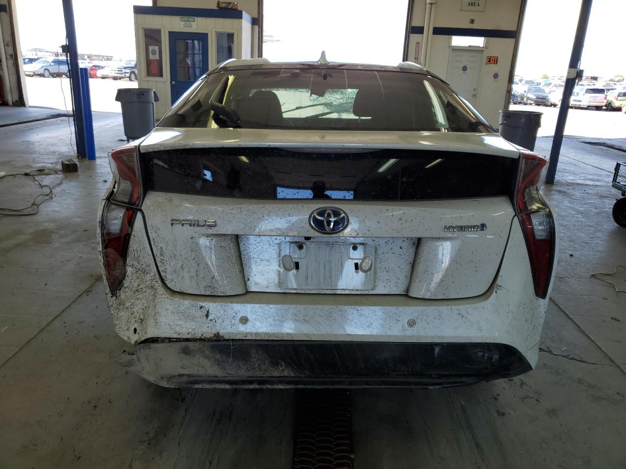 2018 Toyota Prius VIN: JTDKBRFU4J3070327 Lot: 58098864