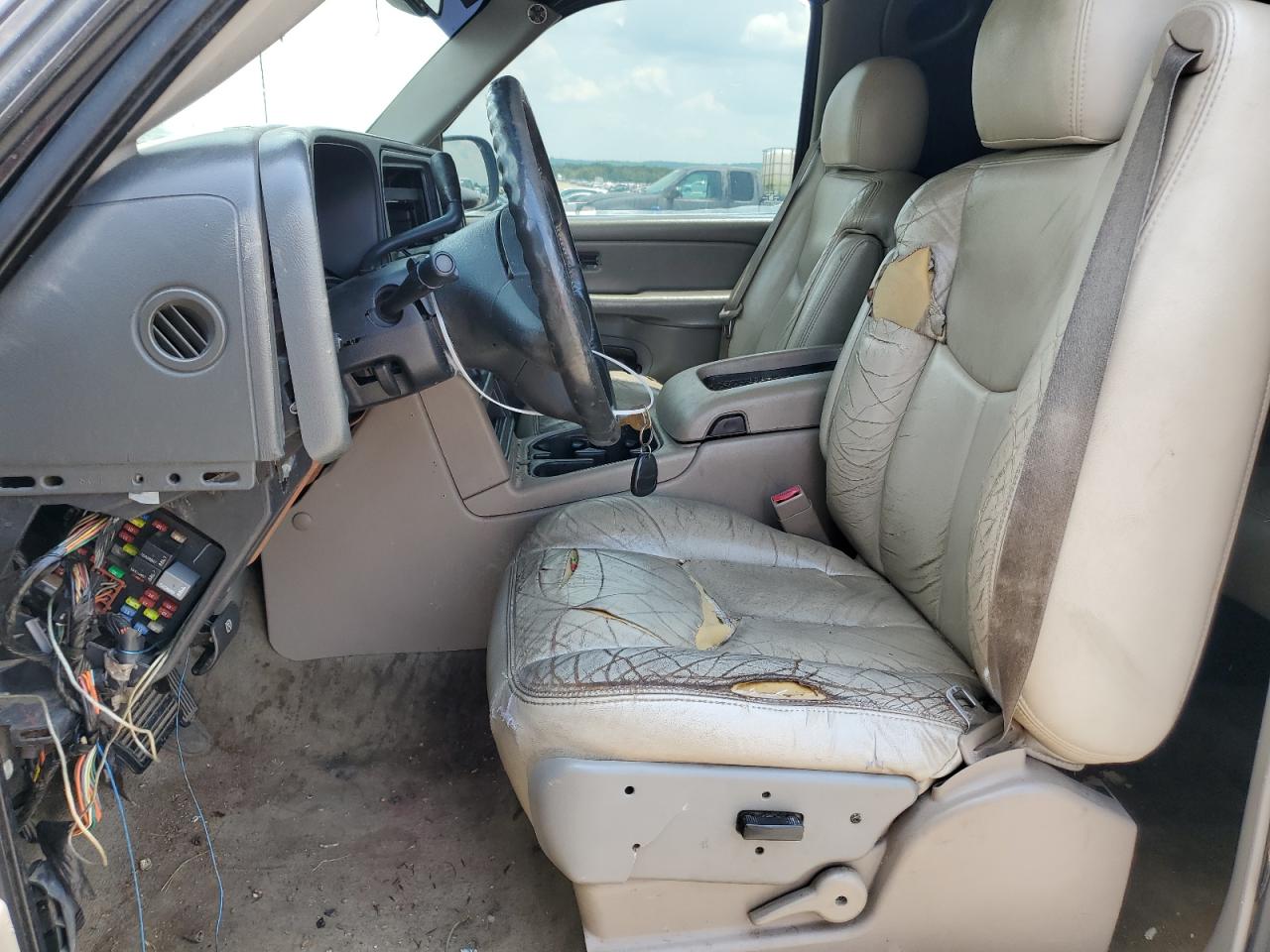 2004 Chevrolet Tahoe C1500 VIN: 1GNEC13V34R226908 Lot: 58093274