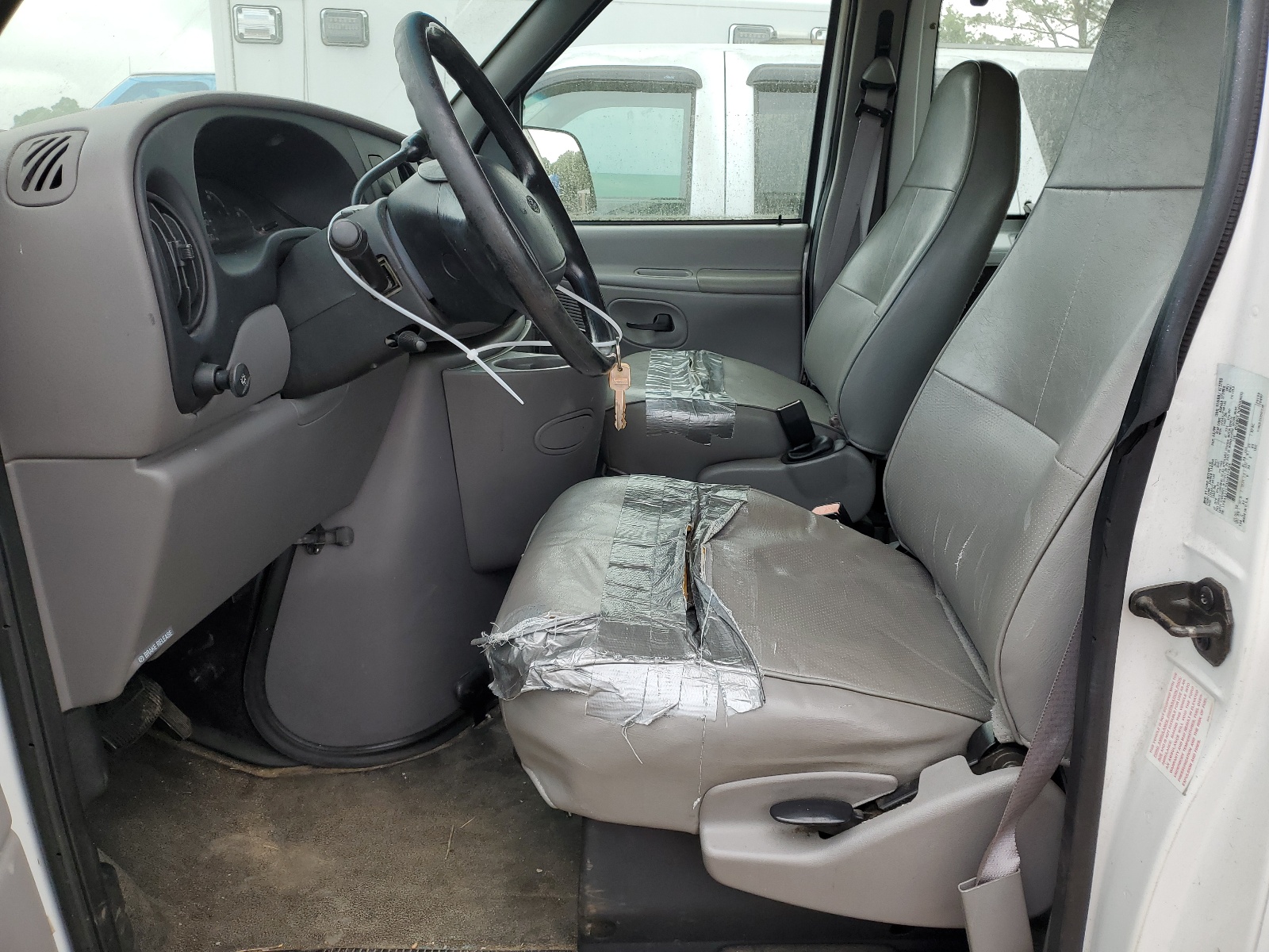 1FBSS31L2XHB37325 1999 Ford Econoline E350 Super Duty Wagon