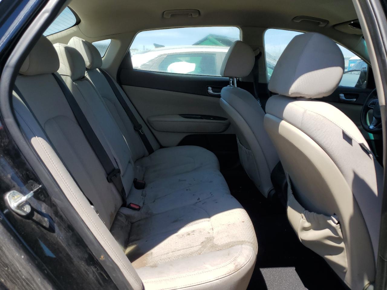 2017 Kia Optima Lx VIN: 5XXGT4L39HG155580 Lot: 61057714