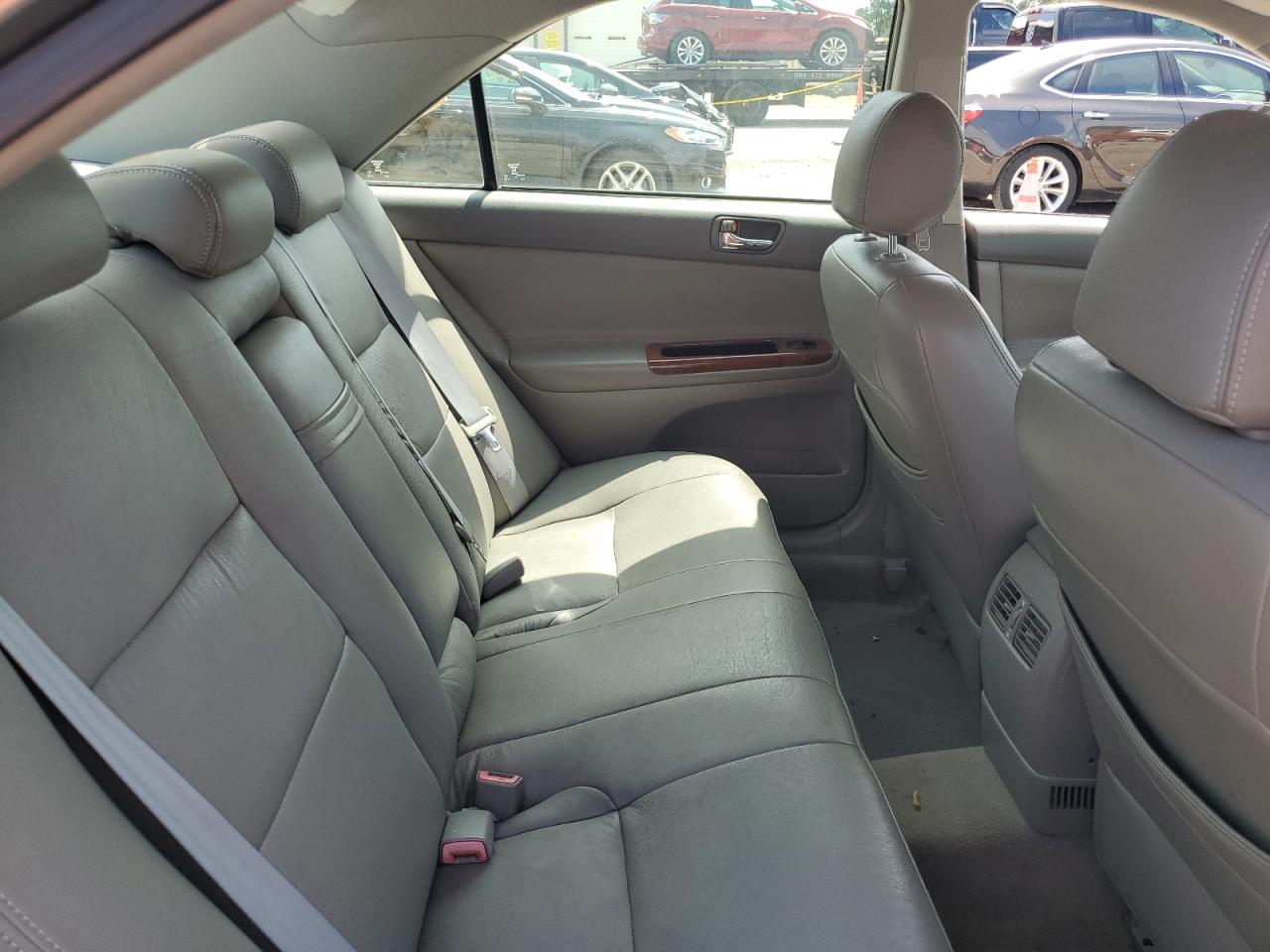 2005 Toyota Camry Le VIN: 4T1BE32K45U635194 Lot: 59918624