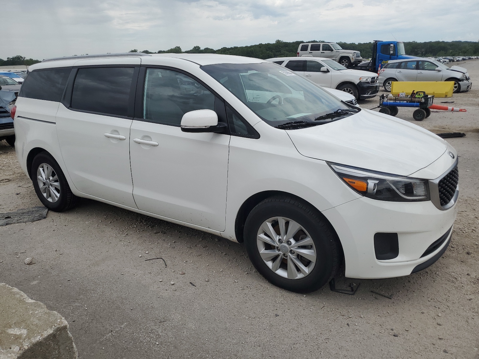 KNDMB5C1XF6070222 2015 Kia Sedona Lx