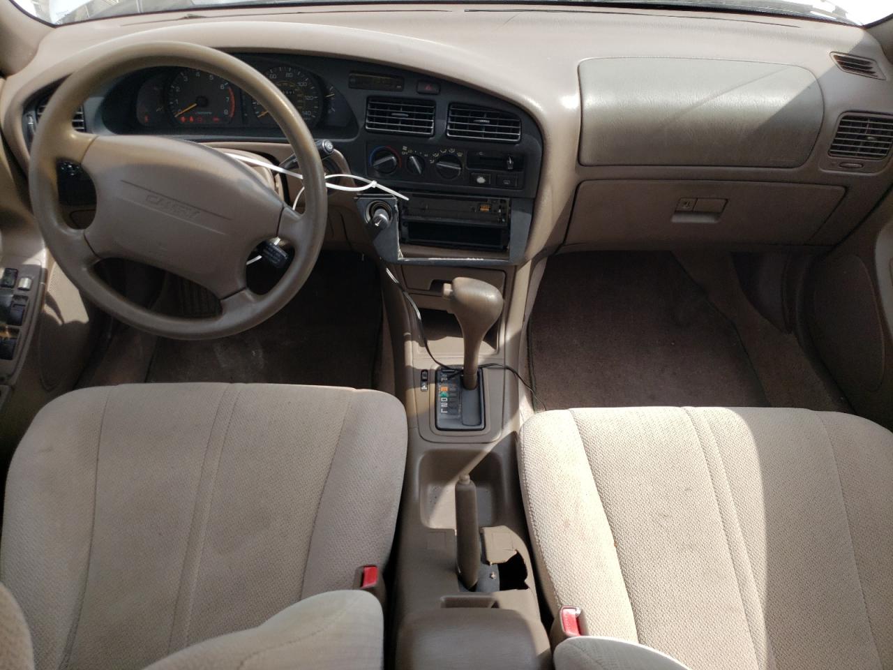 1995 Toyota Camry Le VIN: 4T1SK12E9SU641494 Lot: 59660554