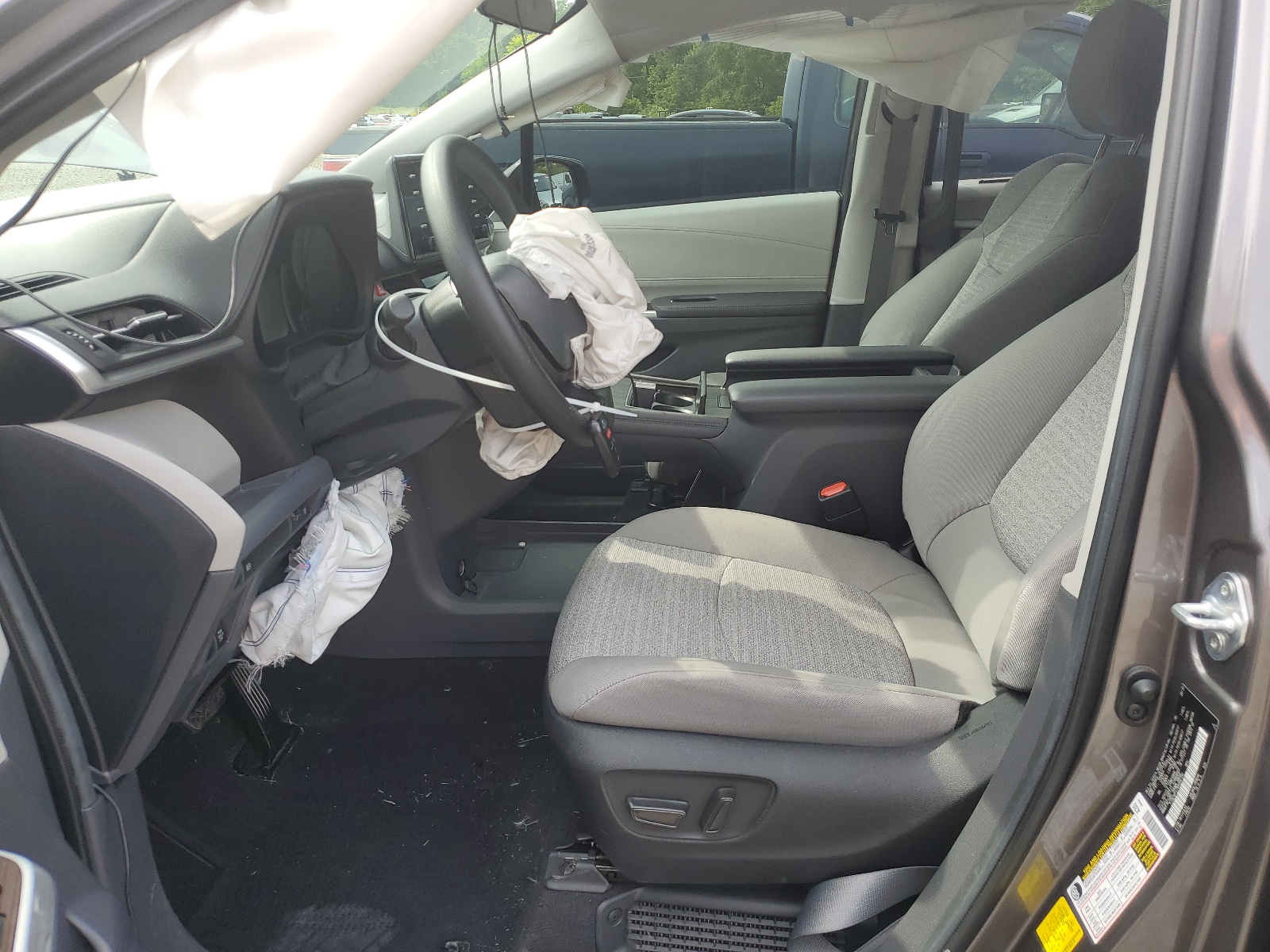 5TDKSKFC7NS066159 2022 Toyota Sienna Le