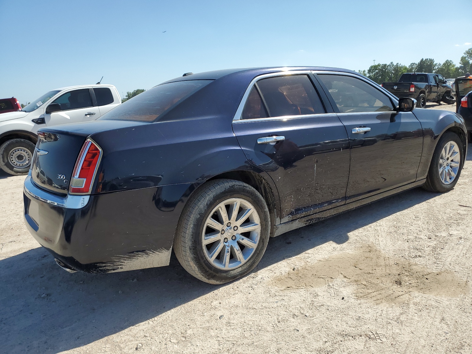 2012 Chrysler 300C vin: 2C3CCAET2CH225098