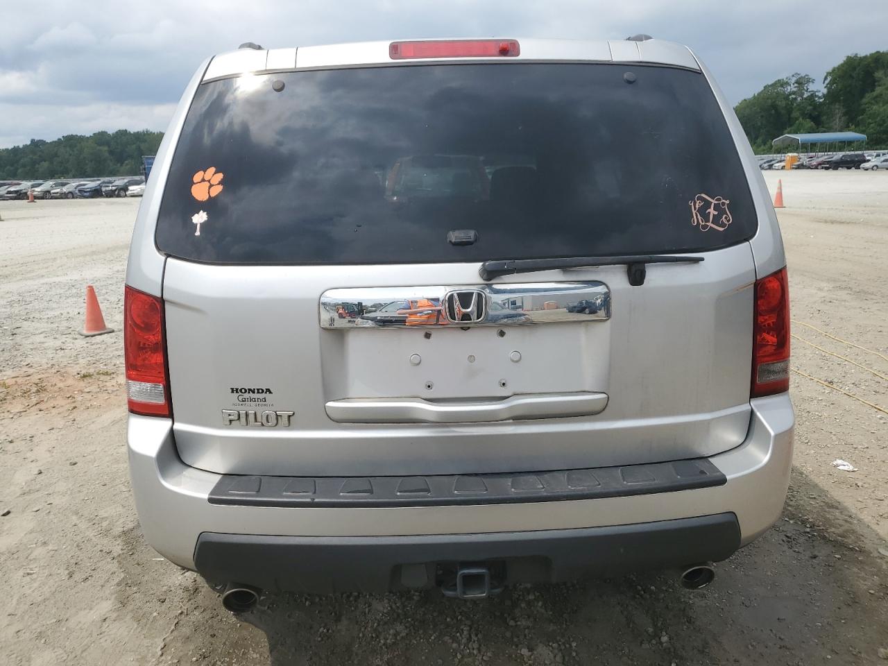 5FNYF3H52BB009774 2011 Honda Pilot Exl