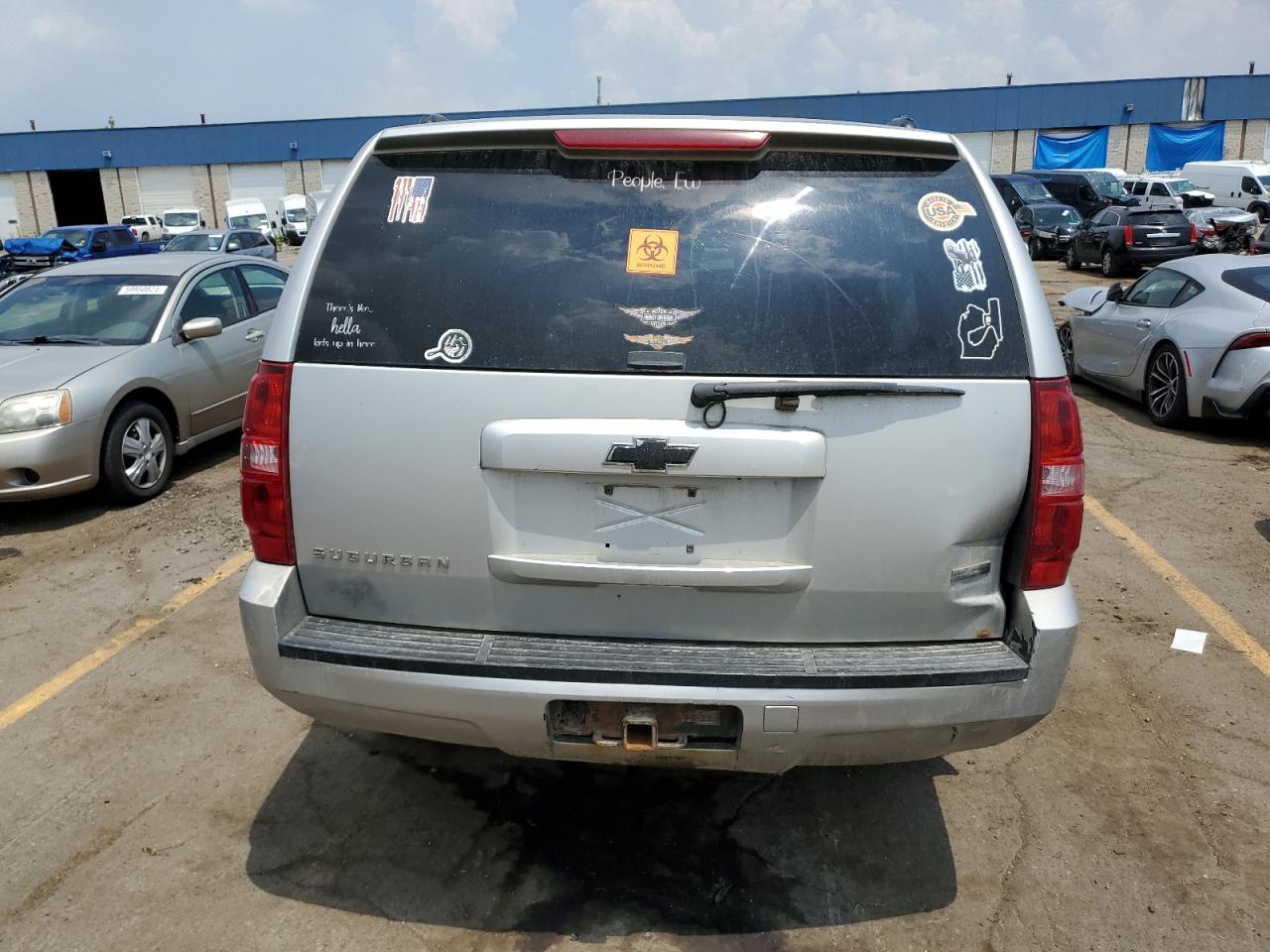 2010 Chevrolet Suburban K1500 Ls VIN: 1GNUKHE30AR232356 Lot: 59714934