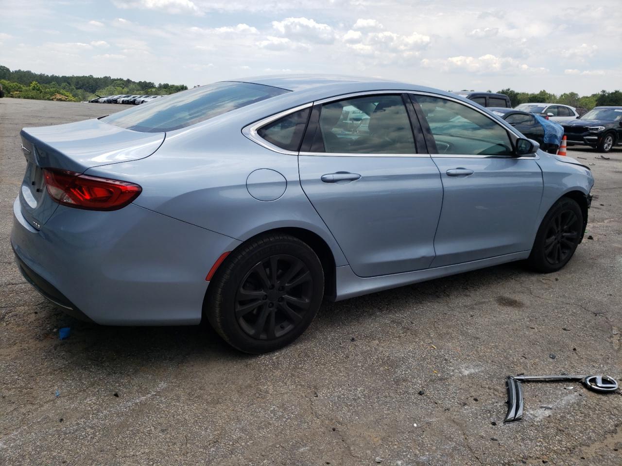 2015 Chrysler 200 - Image 3