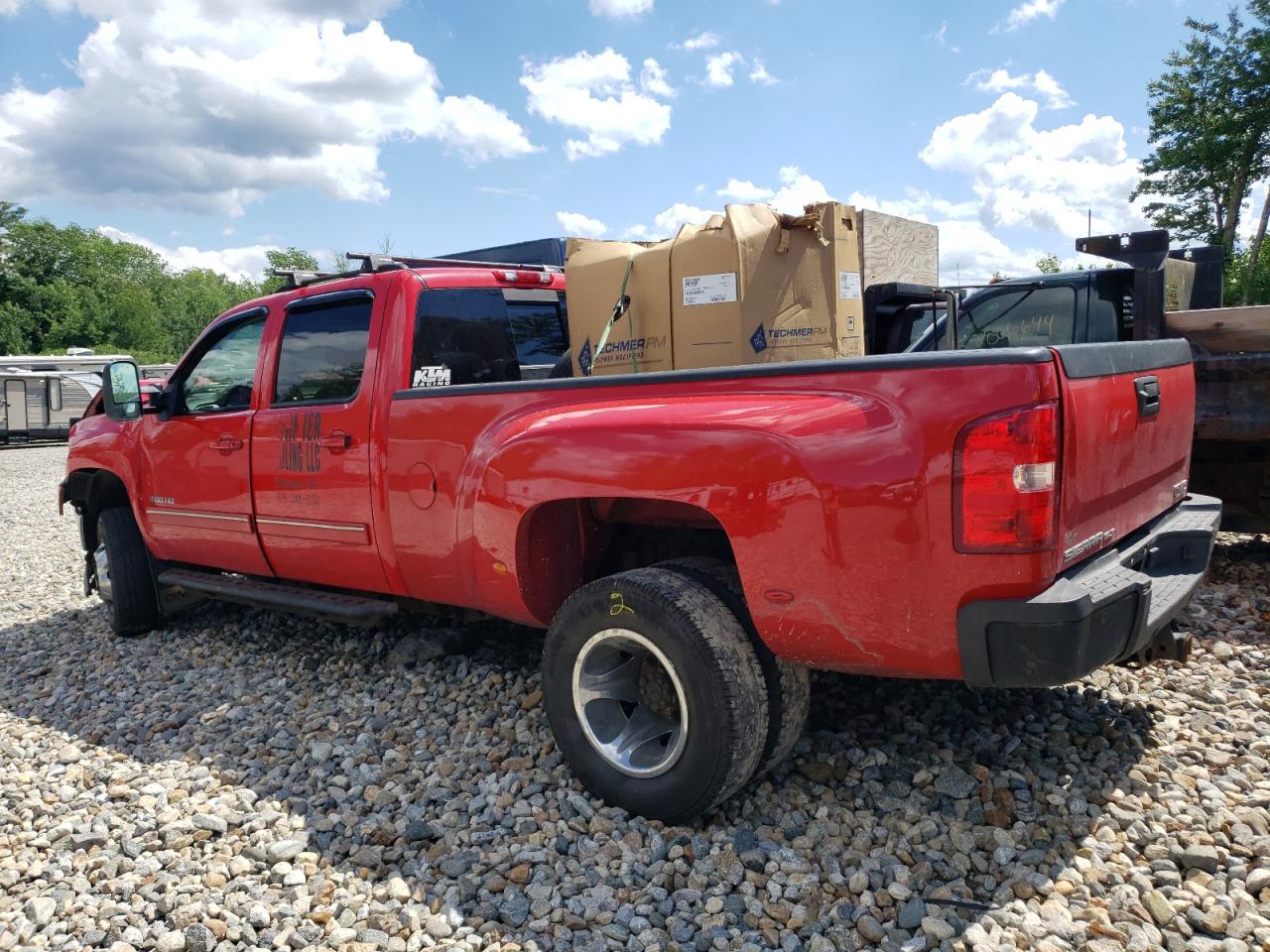 2011 GMC Sierra - Image 2