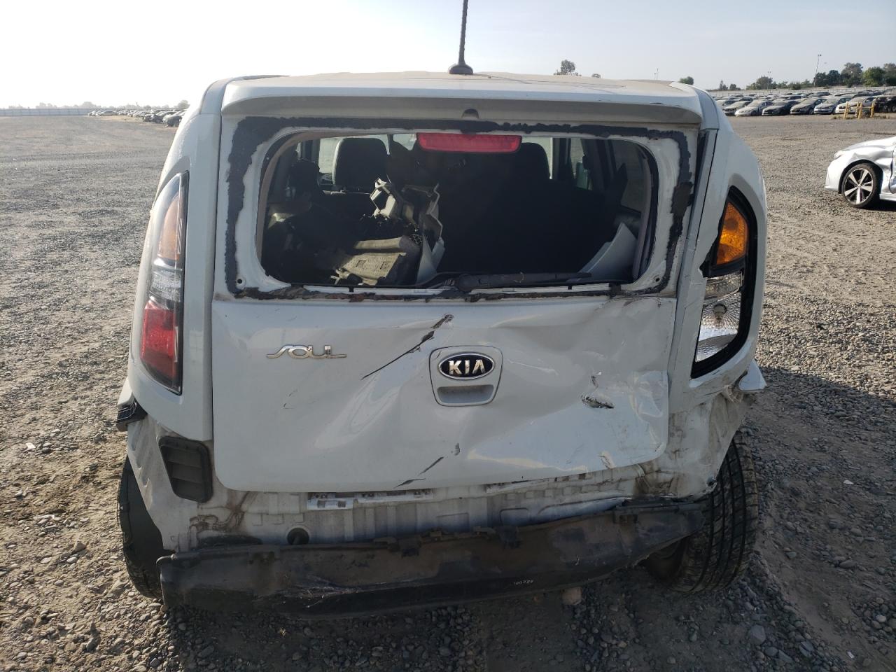 2010 Kia Soul + VIN: KNDJT2A26A7171402 Lot: 58358574