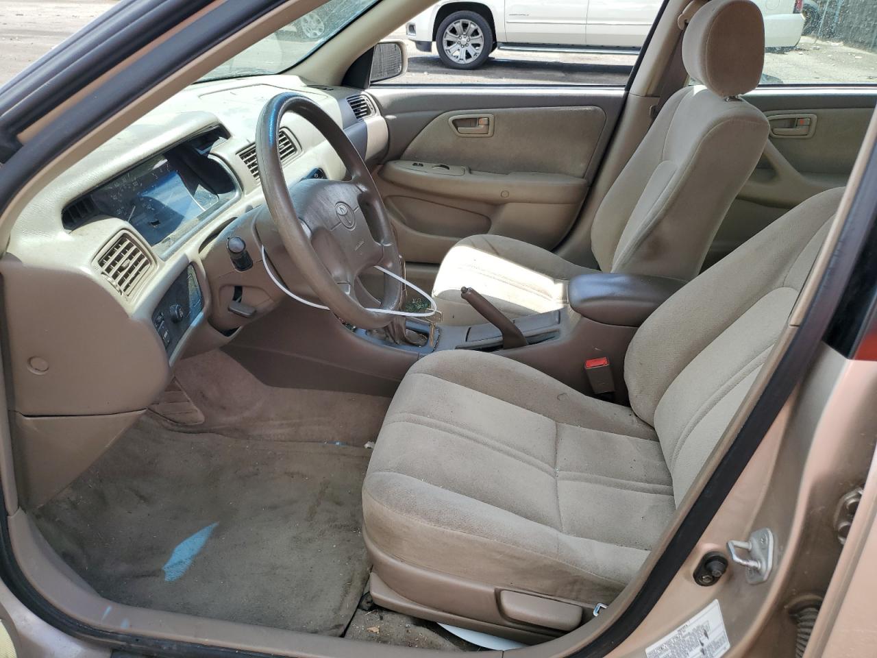 2000 Toyota Camry Ce VIN: 4T1BG22K0YU989495 Lot: 59718094