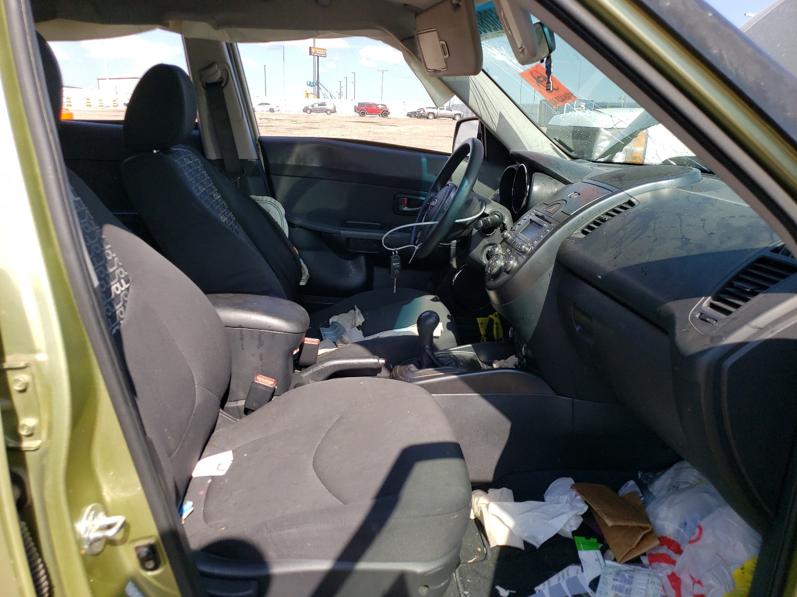 KNDJT2A24B7340656 2011 Kia Soul +