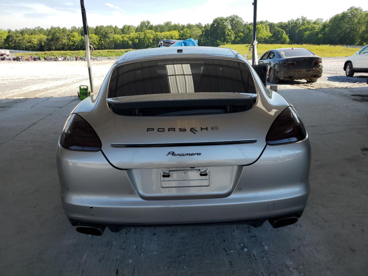 WP0AA2A77CL017745 2012 Porsche Panamera 2