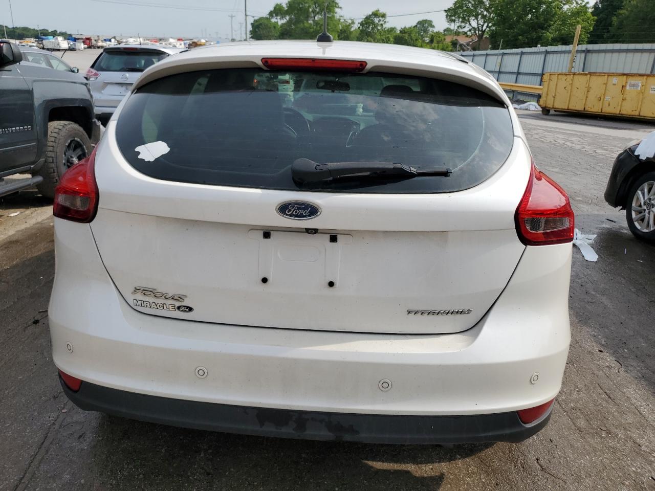 1FADP3N2XHL279515 2017 Ford Focus Titanium