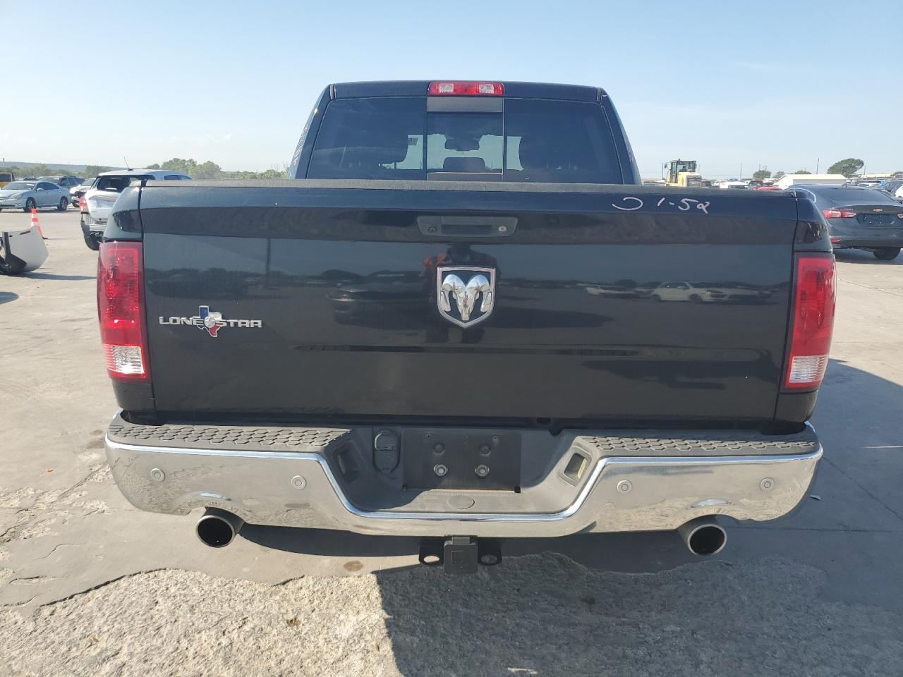 3C6RR6LT1HG508451 2017 Ram 1500 Slt