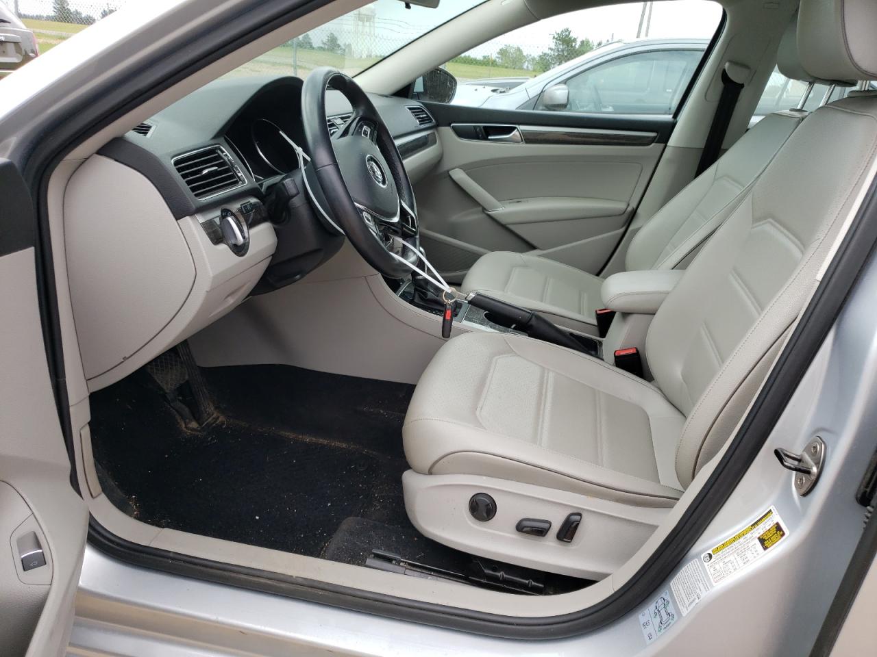 2017 Volkswagen Passat Se VIN: 1VWBT7A30HC024100 Lot: 57415684