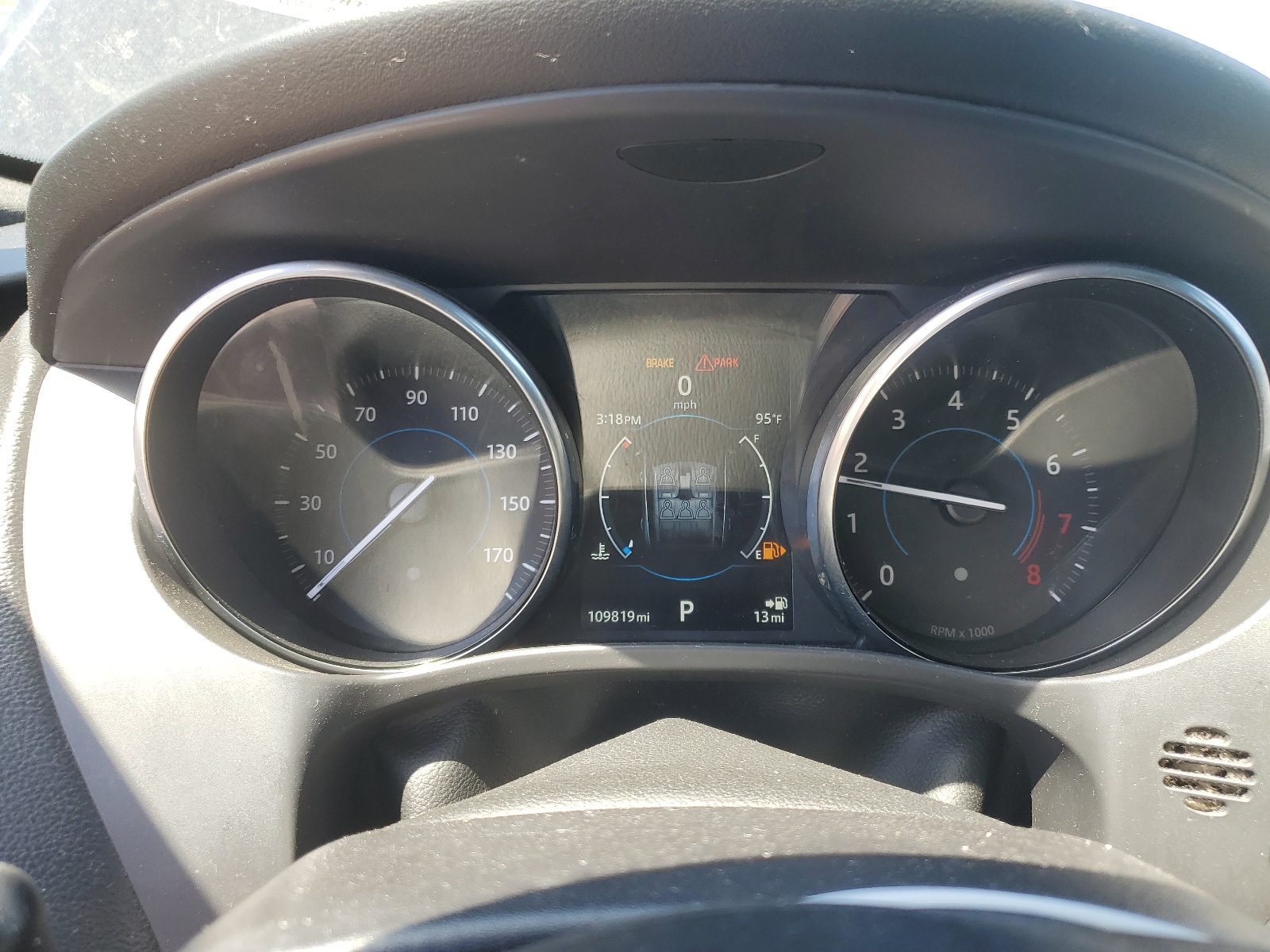 SADCJ2BV7HA892238 2017 Jaguar F-Pace Premium