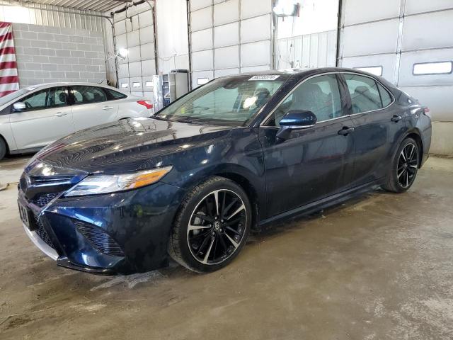  TOYOTA CAMRY 2018 Синий