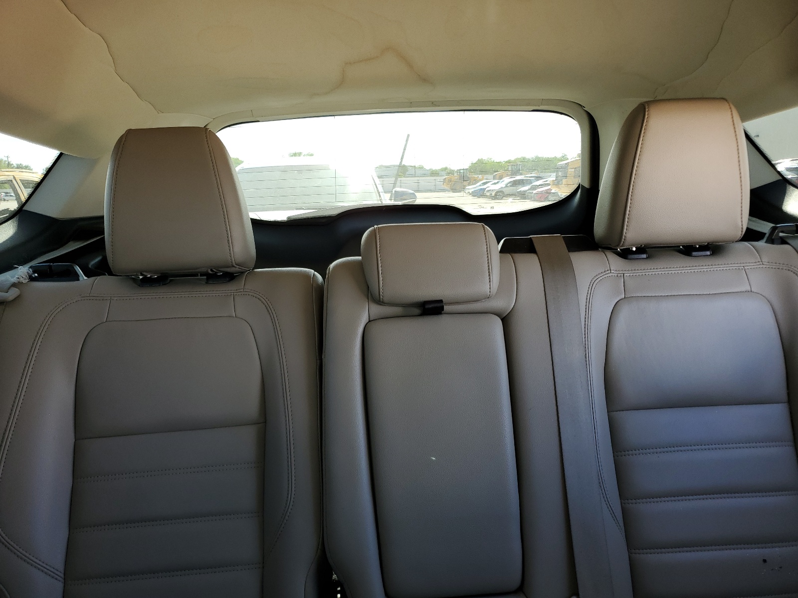 1FMCU0JD8HUD10626 2017 Ford Escape Titanium