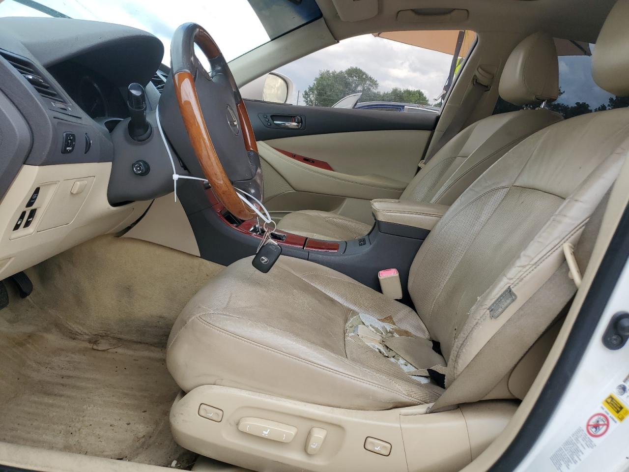 2007 Lexus Es 350 VIN: JTHBJ46G972050992 Lot: 61306154