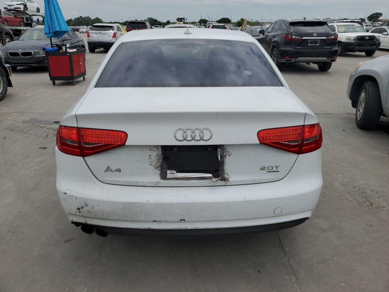 2013 Audi A4 Premium vin: WAUBFAFL7DN033582