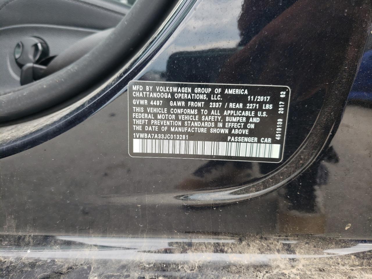 2018 Volkswagen Passat Se VIN: 1VWBA7A33JC013281 Lot: 60944004
