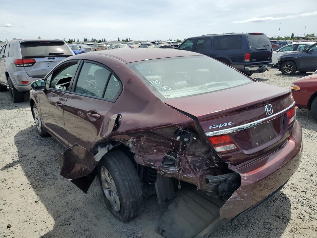 2HGFB2F54FH527337 2015 HONDA CIVIC - Image 2