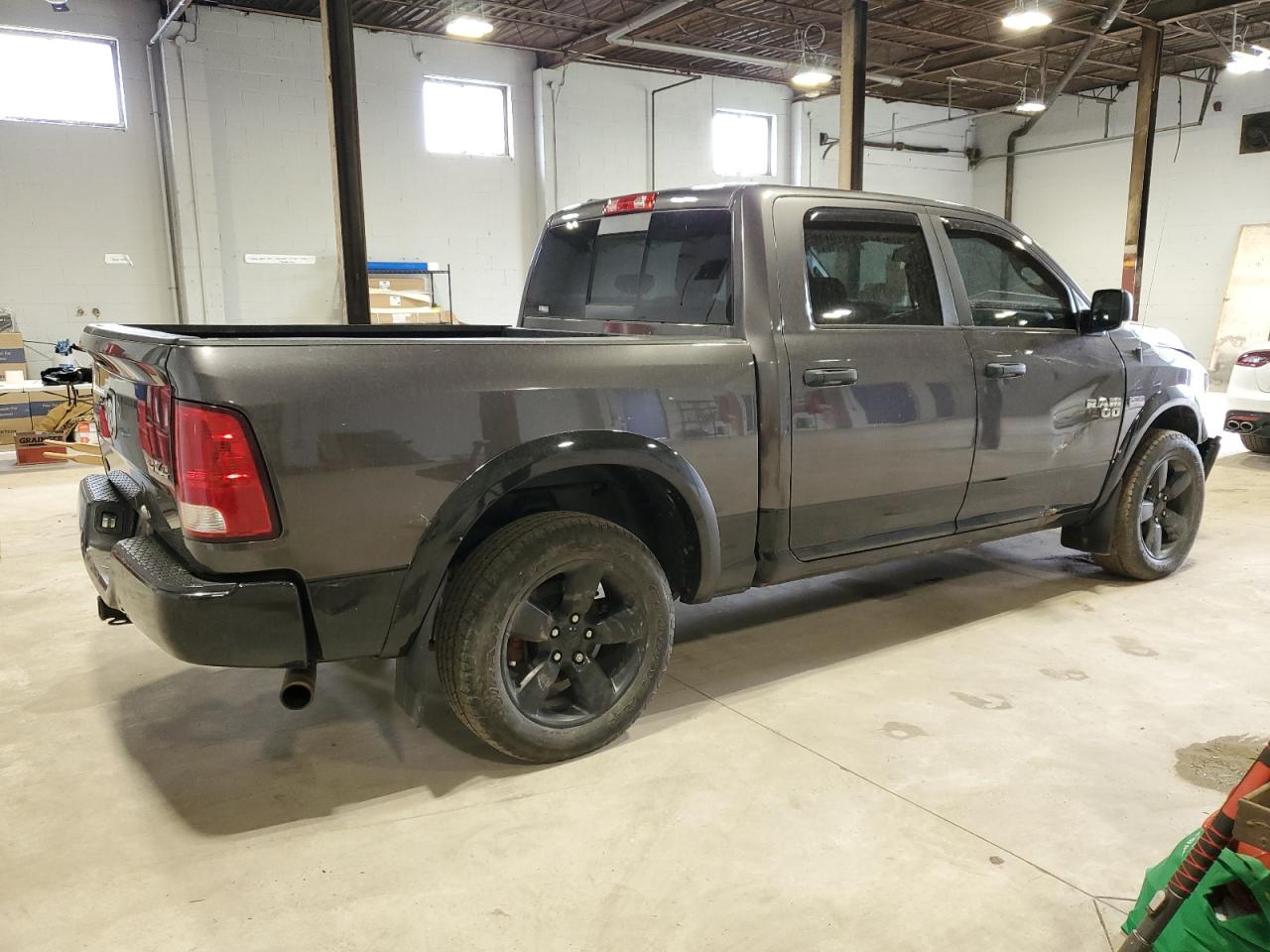 1C6RR7LT1FS646910 2015 Ram 1500 Slt