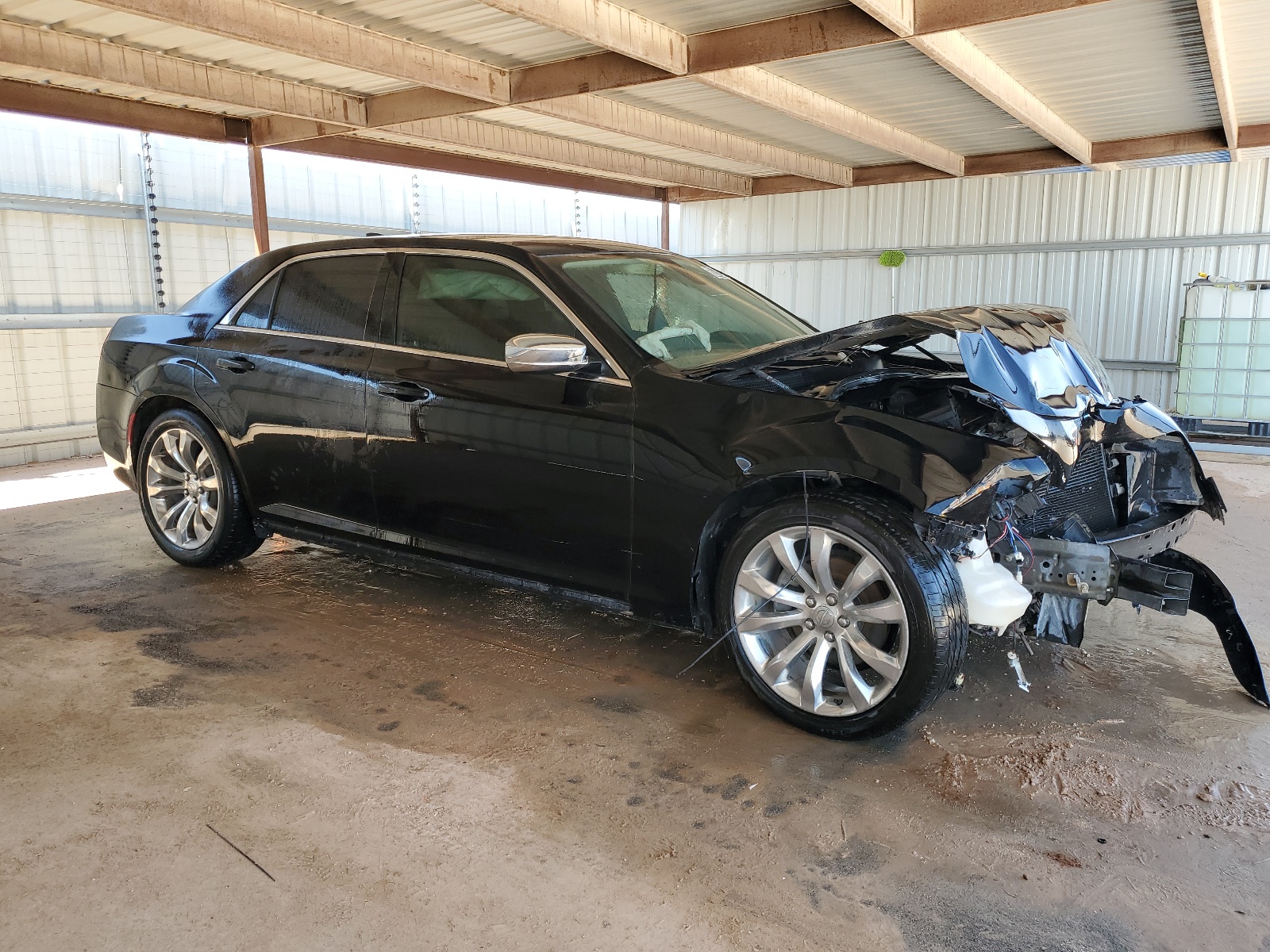 2C3CCAAGXKH610142 2019 Chrysler 300 Touring
