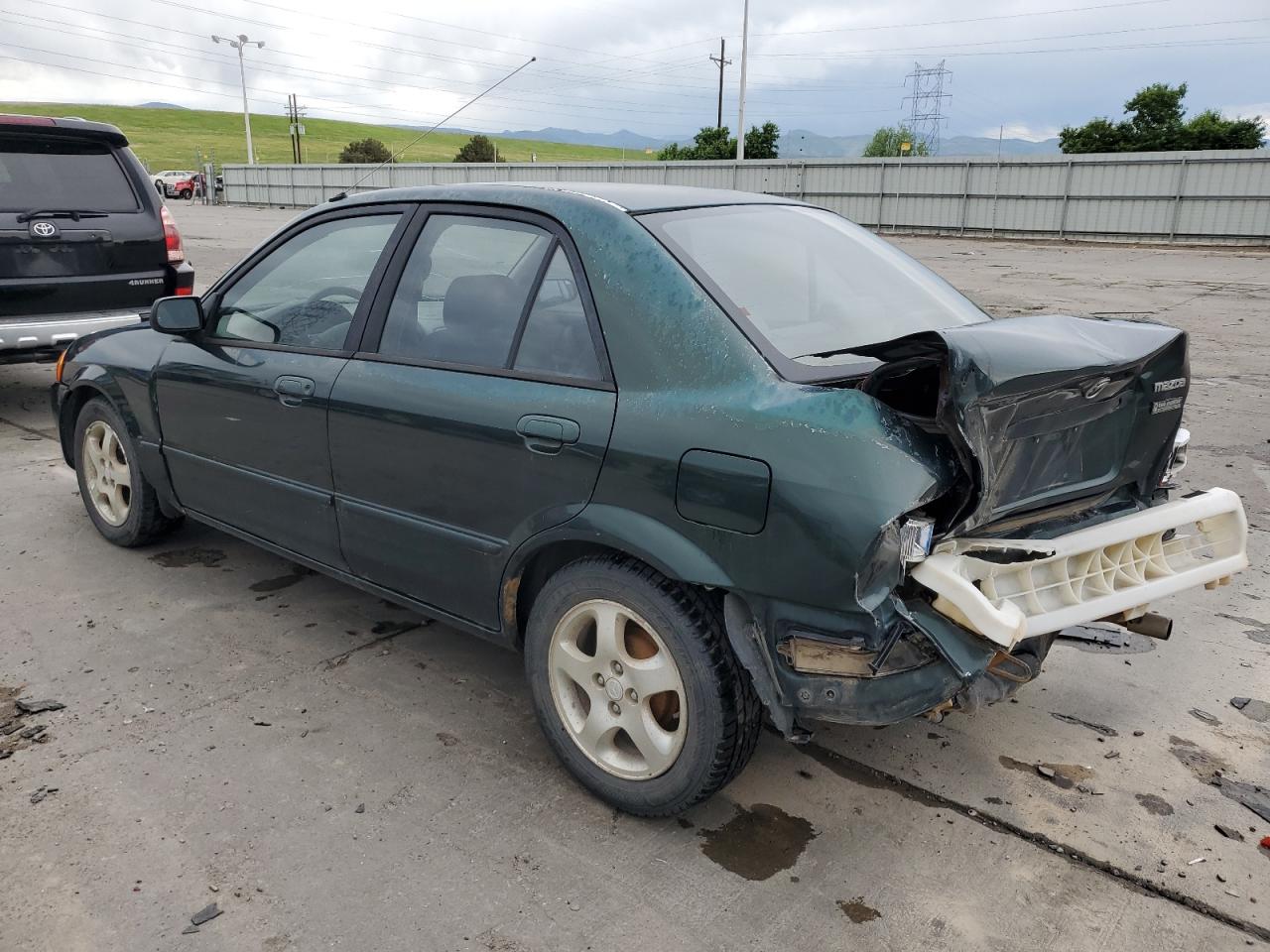 1999 Mazda Protege - Image 2