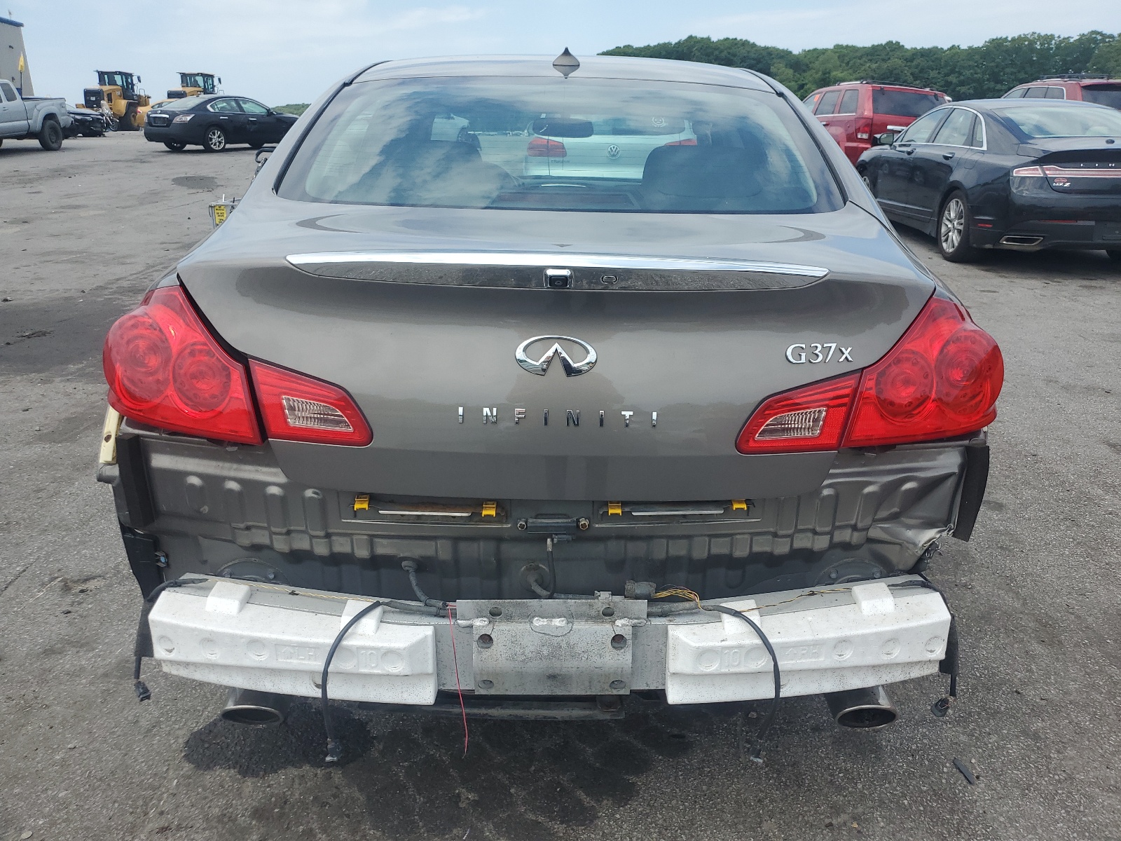 JN1CV6AR9BM400216 2011 Infiniti G37